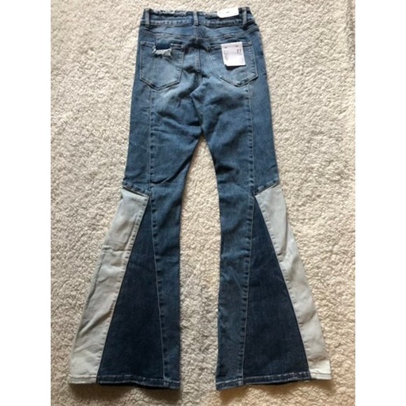 Women's Veret Tri-Color Flare Leg Jeans - Picture 5 of 7